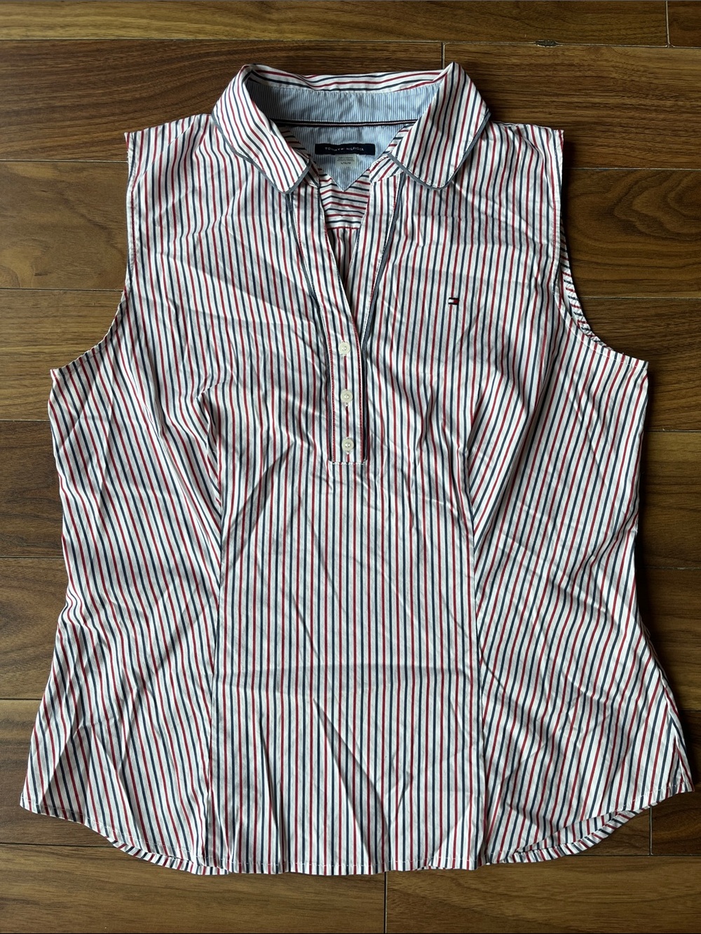 Tommy Hilfiger Sleeveless Button-Down Stripe Shirt in Red, Navy & White Summer L
